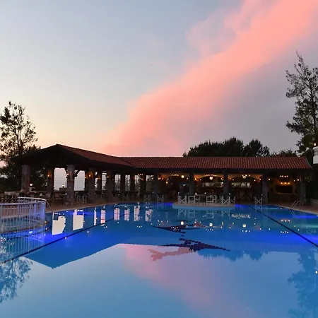 Hotel Artemisia Royal Park Club 3*