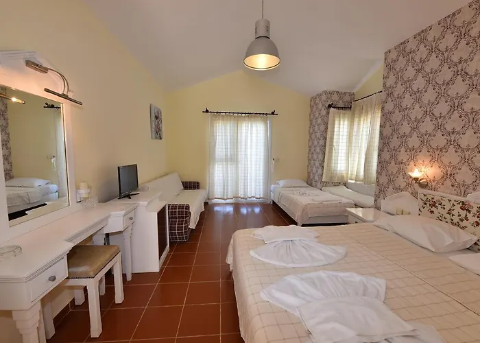 Artemisia Royal Park Club Отель 3*