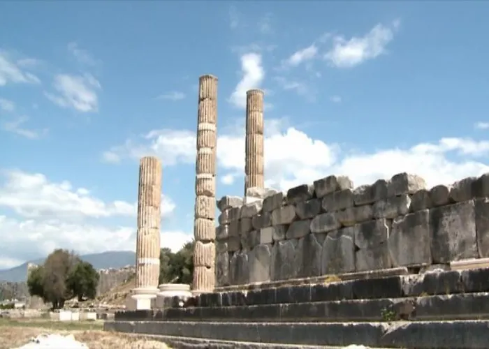 Artemisia Royal Park Club Отель 3*