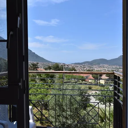 Artemisia Royal Park Club מלון 3*