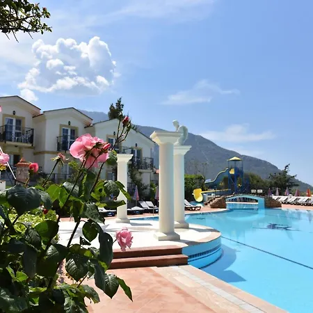 Artemisia Royal Park Club 3* אולודניץ