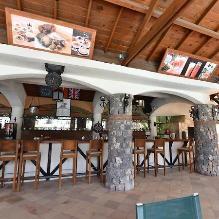 Hotel Artemisia Royal Park Club