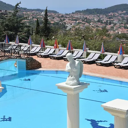 Artemisia Royal Park Club אולודניץ