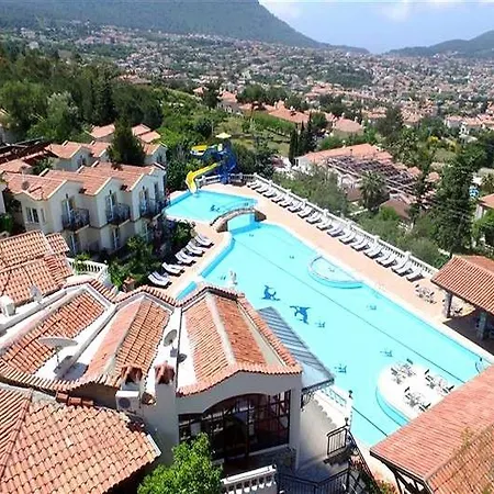 Artemisia Royal Park Club 3*