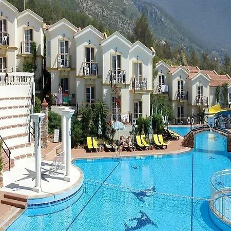 Artemisia Royal Park Club Hotel 3*