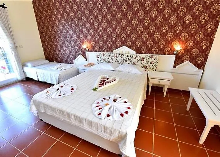 Artemisia Royal Park Club 3*