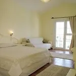 Artemisia Royal Park Club