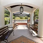 Artemisia Royal Park Club Hotel