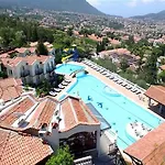 Artemisia Royal Park Club 3*